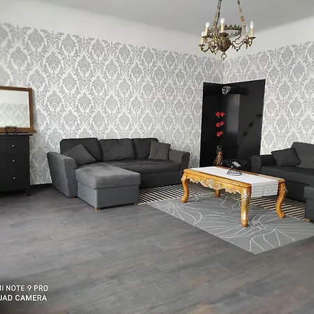 Apartamento Chelsea Roosi 11 *